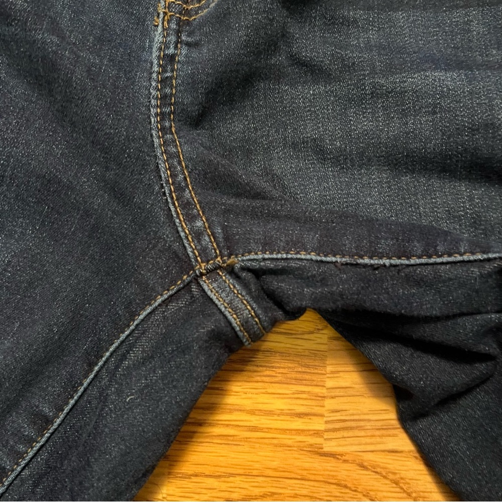 torrid Dark Blue High-Rise Feel The Fit Super Soft Casual 5 Pocket Jeggings - Picture 5 of 12